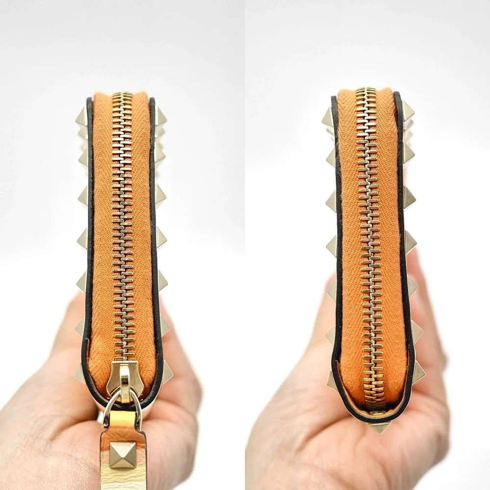 🍓VALENTINO Studded Wallet